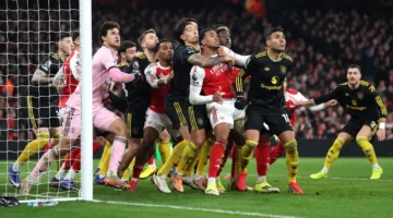 صراع إنجليزي.. آرسنال ومانشستر يونايتد يتسابقان لضم موهبة ميلان في الميركاتو